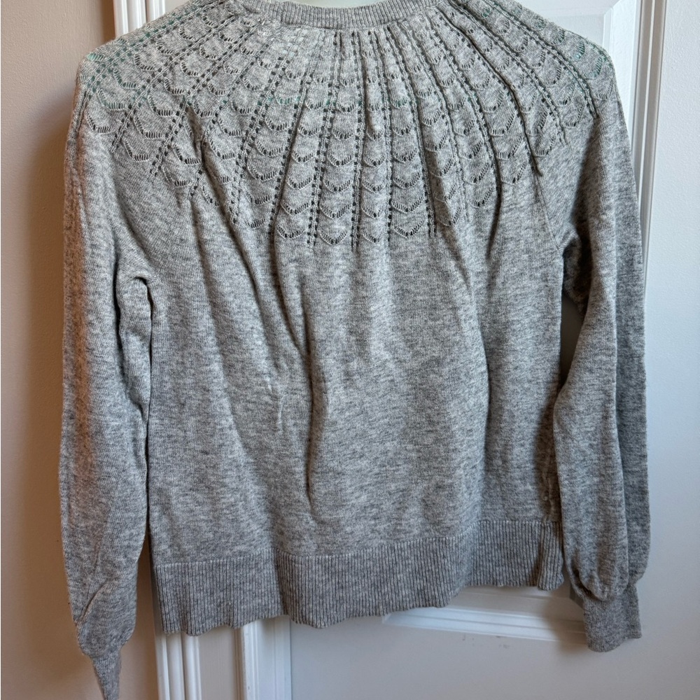 LOFT S Grey Sweater